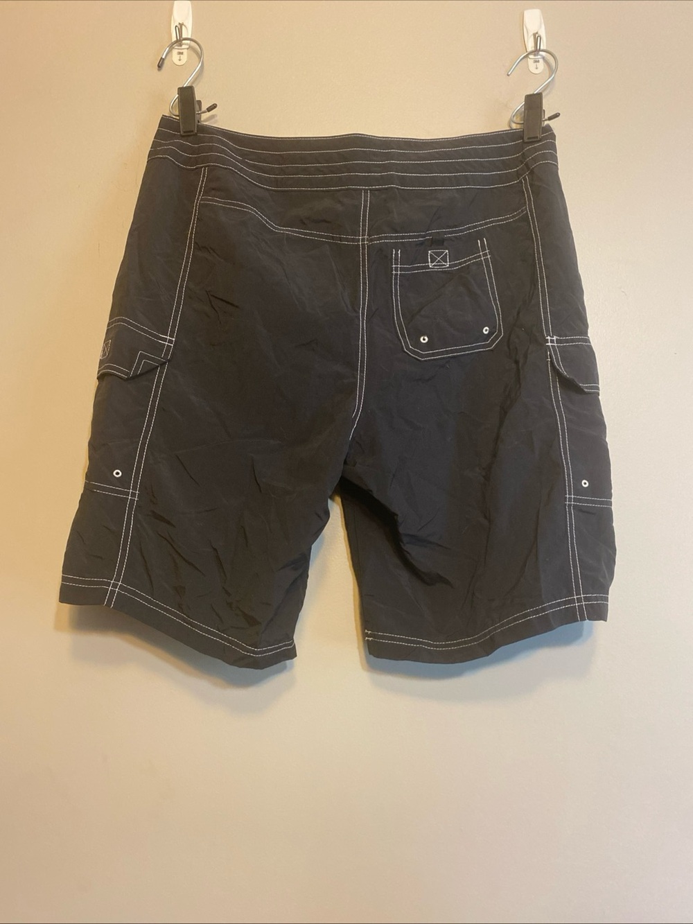 Lands End Women’s Size 10 Board Shorts Cargo Black Swimming Beach Nylon